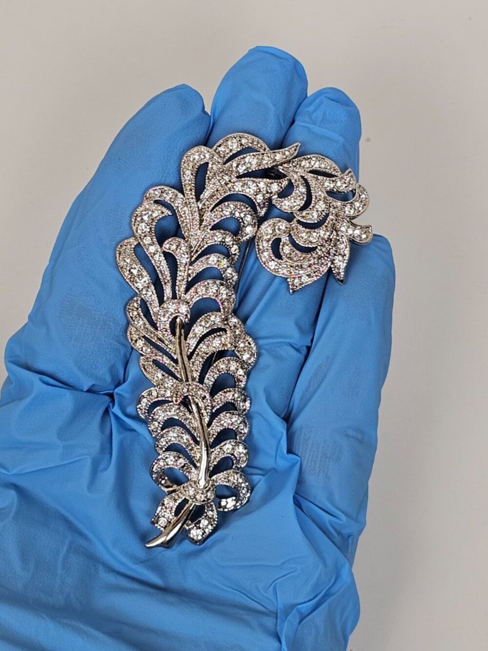 Kenneth Jay Lane KJL NR Crystal Rhinestone Pave Feather Plume Brooch Pin 3.25"